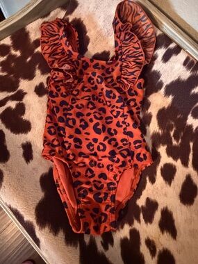 Cat & Jack Girls One-Piece Swimsuit in Rust and Navy Leopard